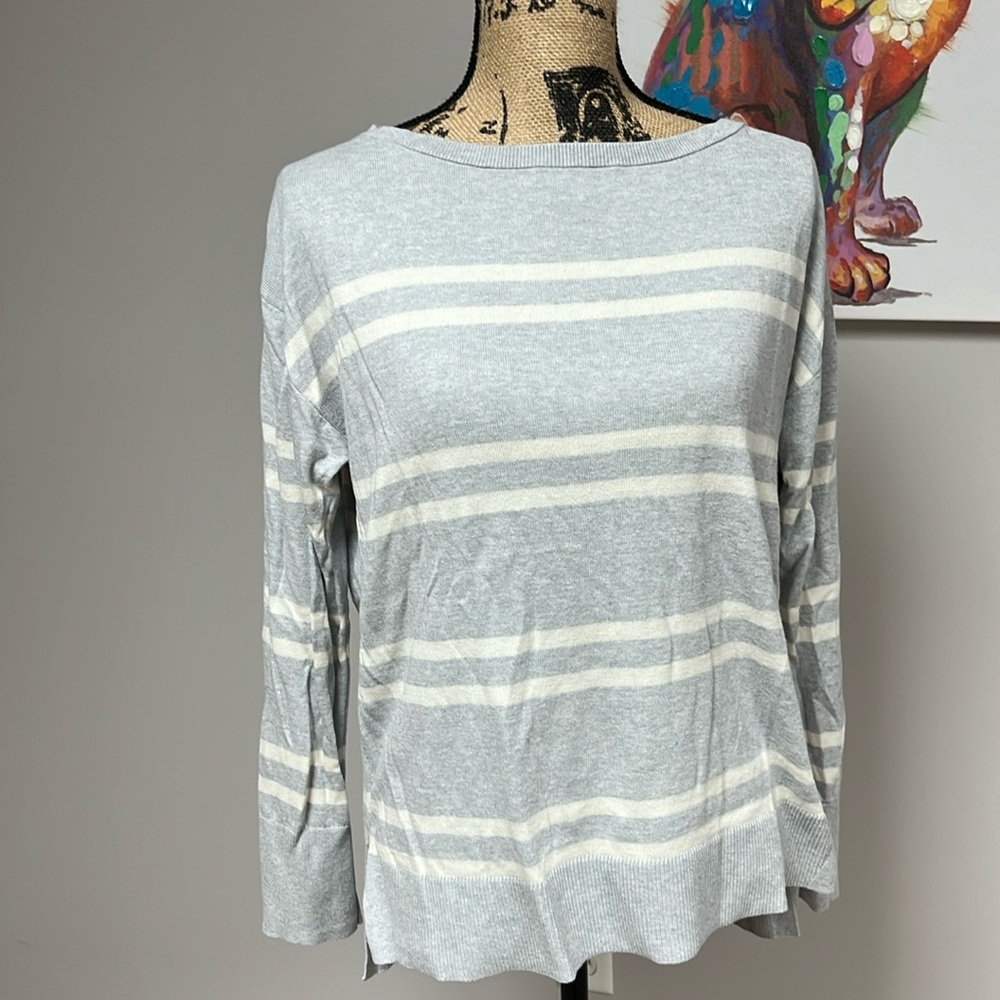 Banana Republic sweater. Size small